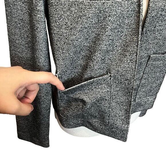 J.Crew NWT 365 Boucle Tweed Cropped Blazer Jacket Gray Women’s Size Small - Picture 6 of 11